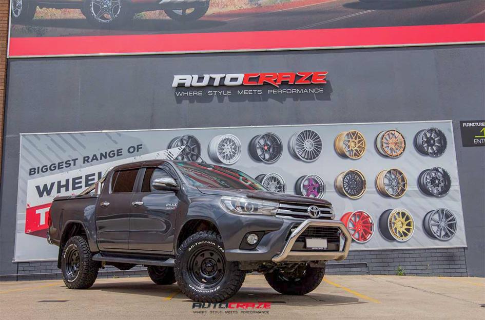 FORD-RANGER-TERRA-SATIN-BLACK